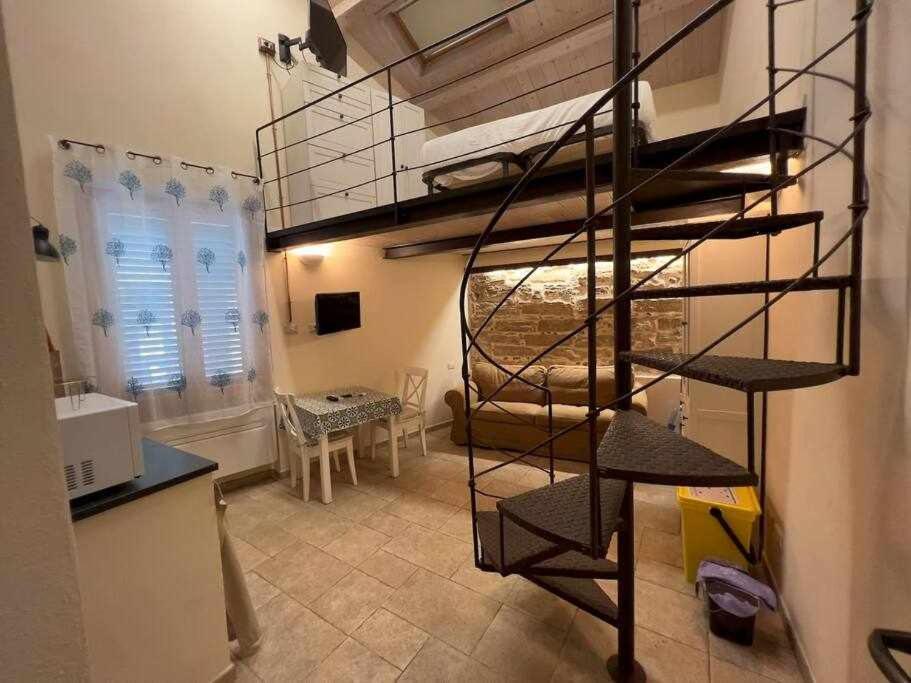 Suite Minerva 10 Steps From Piazza Civica Alghero Zewnętrze zdjęcie